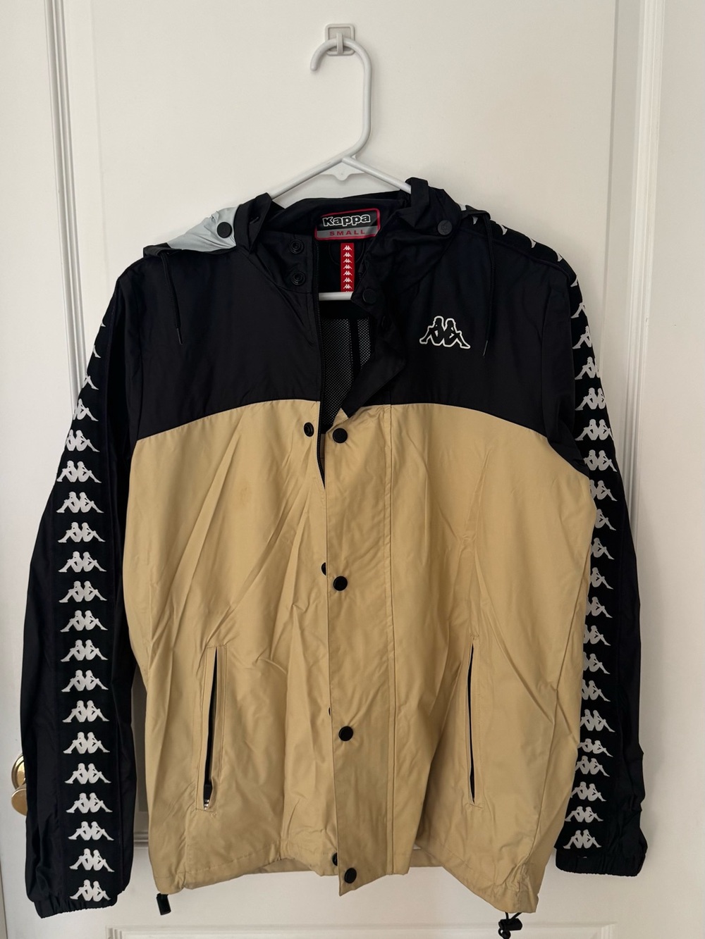Kappa Two-Tone Hooded Windbreaker Jacket - Black & Beige
